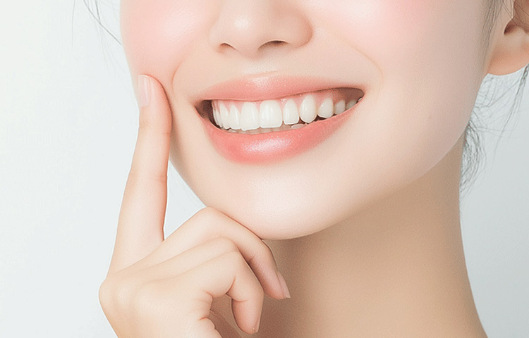 審美歯科・ホワイトニング