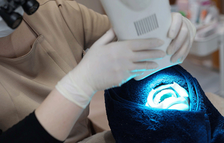 審美歯科・ホワイトニング